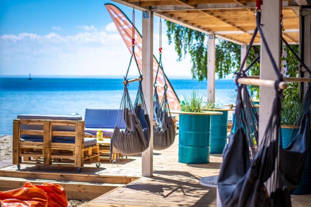 Przyczepa Foremki W Molo Surf Jastarnia Exterior photo